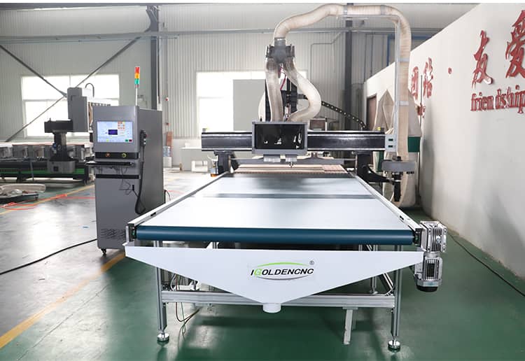 Macchinari di produzione di mobili