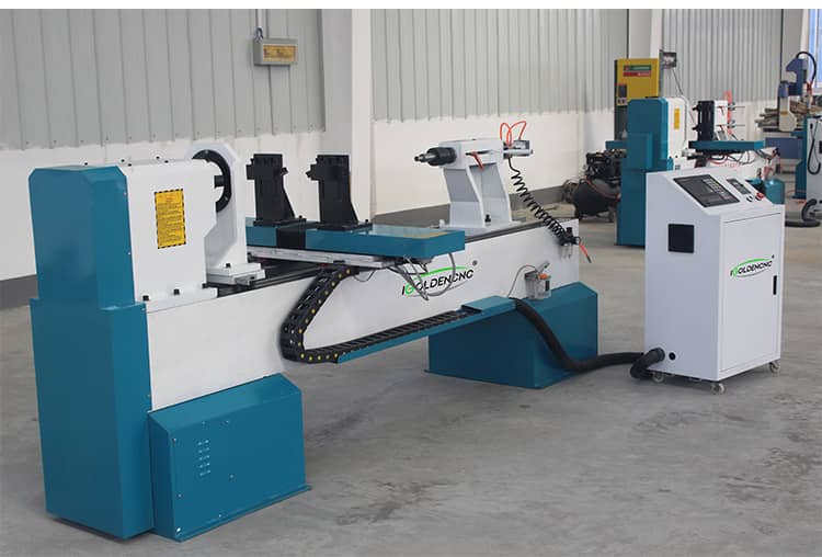 macchina per rotazione del legno