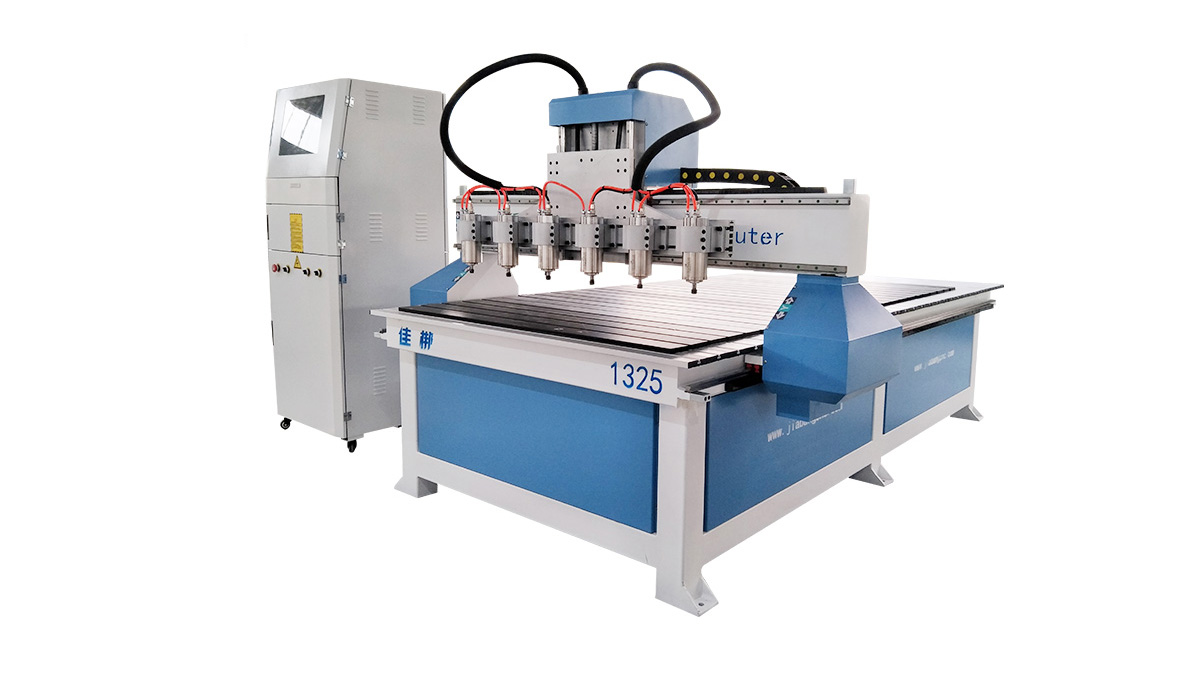 Macchina per intaglio del legno