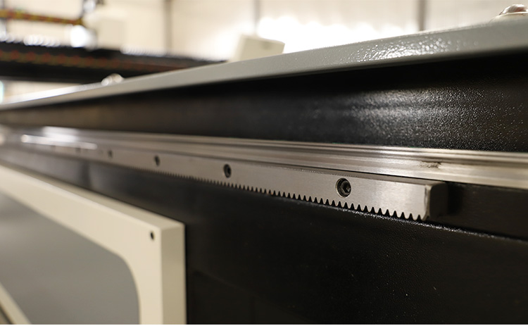 Costo di taglio del plasma CNC