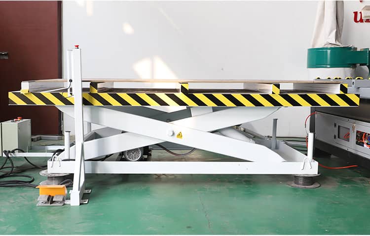 Macchina del cabinet della macchina CNC