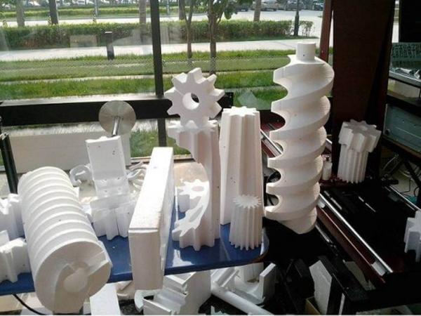 Taglio della schiuma