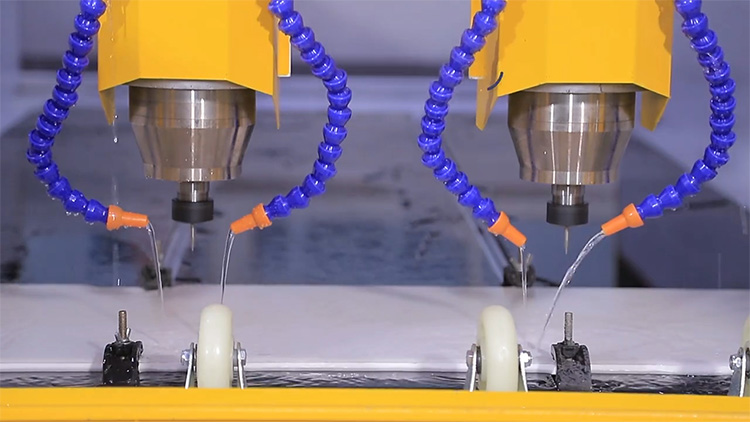 Macchina router CNC in pietra 