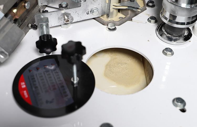 Bandiera per bordi per la vendita