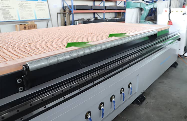 Macchina da taglio in legno CNC 1325