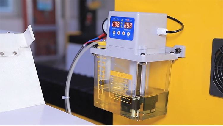 Macchina router CNC in pietra 